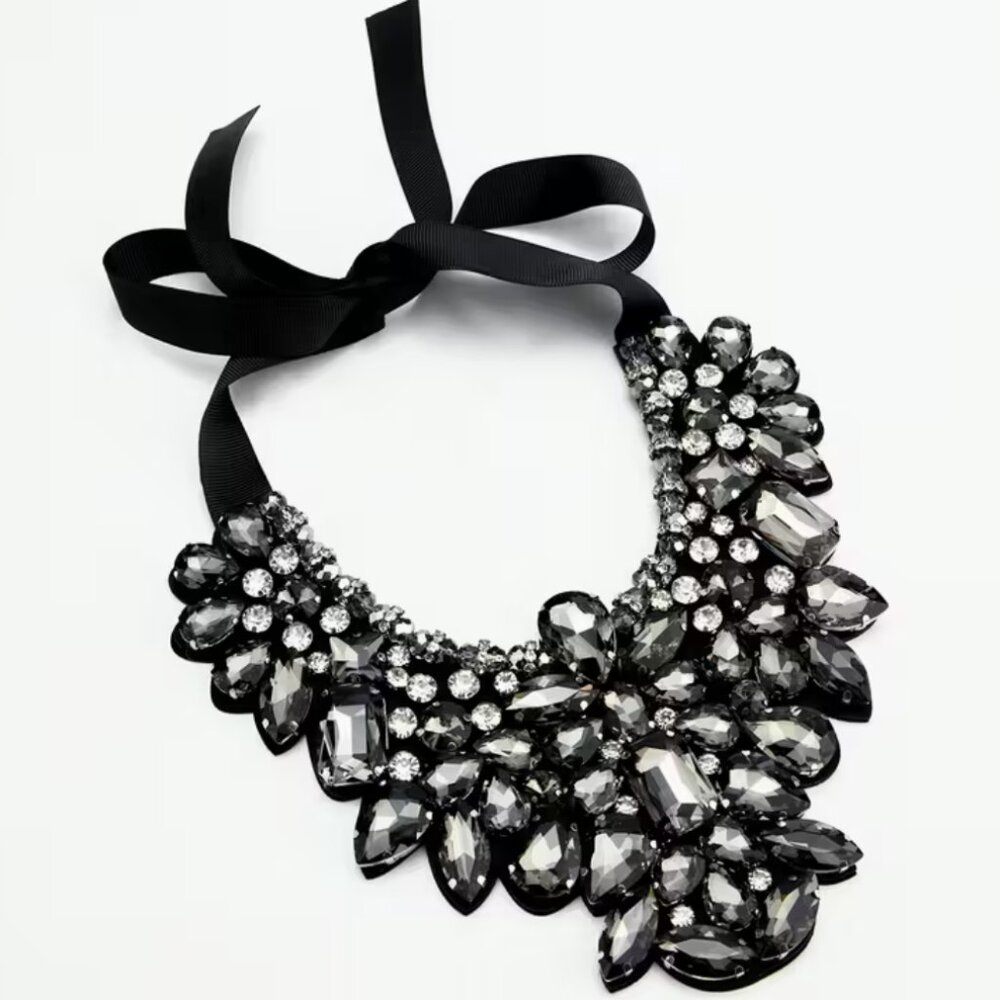 HANDCRAFTED BOUTIQUE HIPPEE HARVEST JEWELD TIE BACK NECKLACE